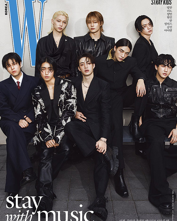 W Volume 6 - [2024, June] - Cover : Stray Kids A TYPE